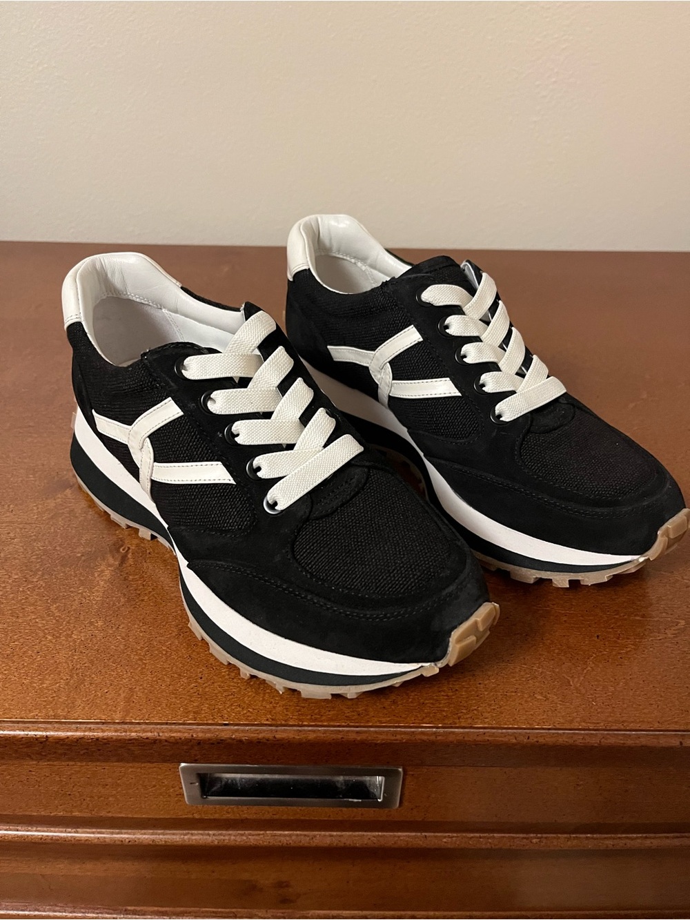 Veronica Beard Black and White Lace-Up Running Sneakers